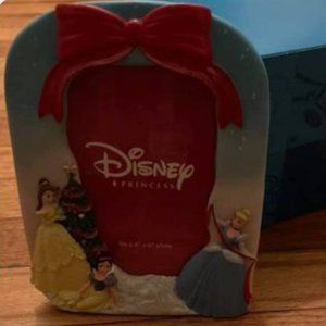 DISNEY PRINCESS Holiday picture frame